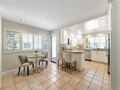 19372 Maidstone Lane, Huntington Beach, CA