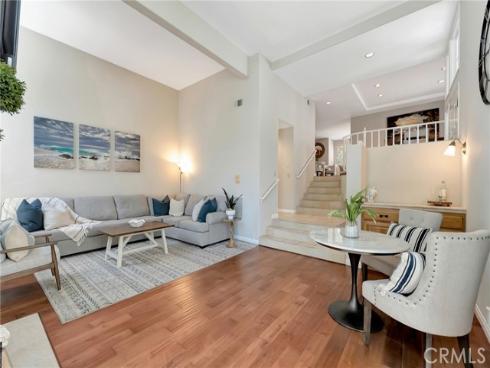 19372 Maidstone Lane, Huntington Beach, CA