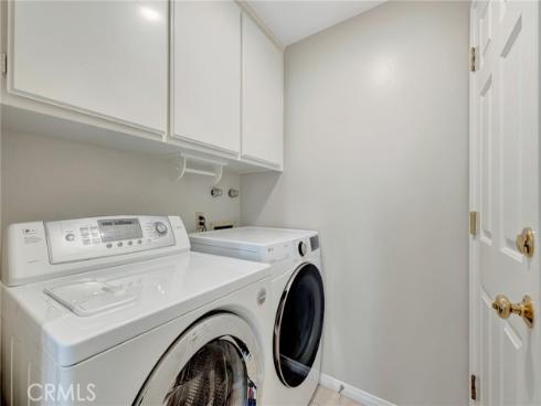 19372 Maidstone Lane, Huntington Beach, CA