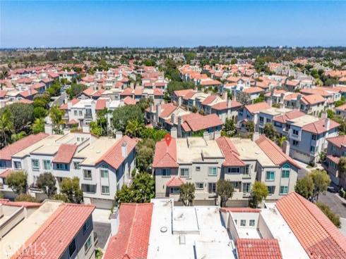 19372  Maidstone   Lane, Huntington Beach, CA