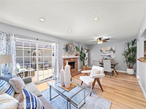 8215 Deerfield Drive, Huntington Beach, CA