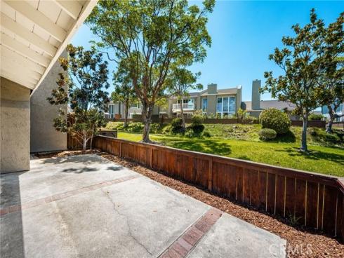 18571 Vallarta Drive , Huntington Beach, CA