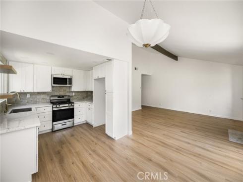 18571 Vallarta Drive , Huntington Beach, CA