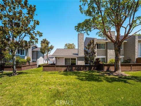 18571 Vallarta Drive , Huntington Beach, CA