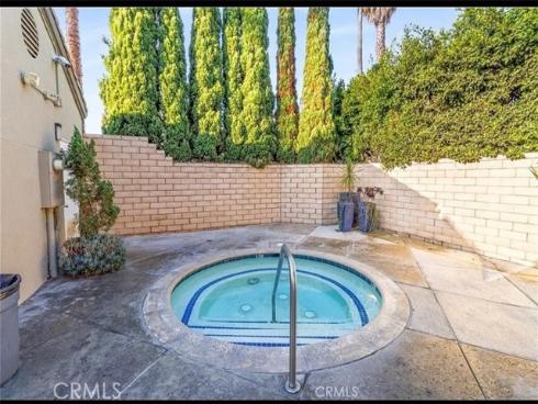 430 Lake Street, Huntington Beach, CA