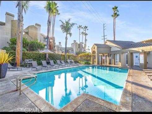 430 Lake Street, Huntington Beach, CA
