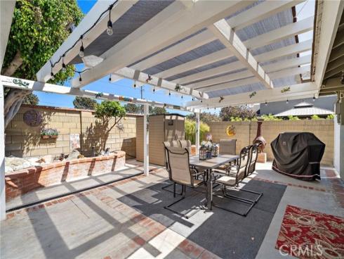 20712 Spindrift Lane, Huntington Beach, CA