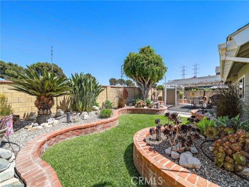 20712 Spindrift Lane, Huntington Beach, CA