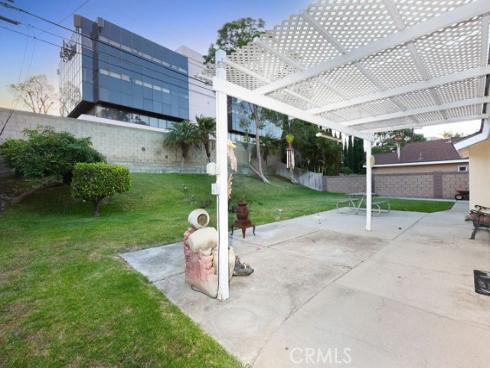 20431 Seven Seas Lane, Huntington Beach, CA