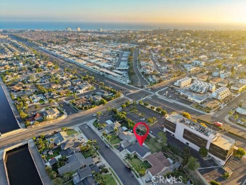 20431 Seven Seas Lane, Huntington Beach, CA