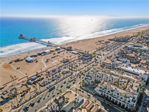 200 Pacific coast M50 Highway, Huntington Beach, CA