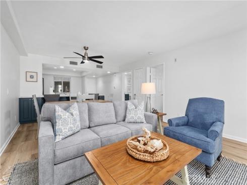 200  Pacific coast  M50  Highway, Huntington Beach, CA