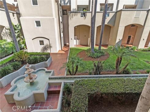 200 Pacific coast M50 Highway, Huntington Beach, CA