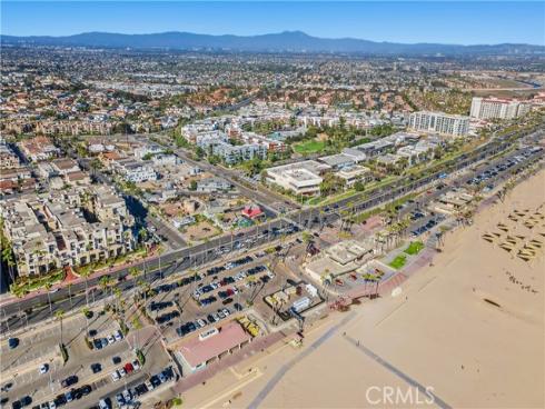200  Pacific coast  M50  Highway, Huntington Beach, CA