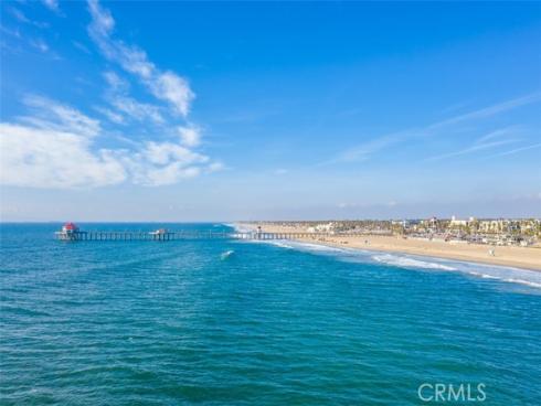 200 Pacific coast M50 Highway, Huntington Beach, CA