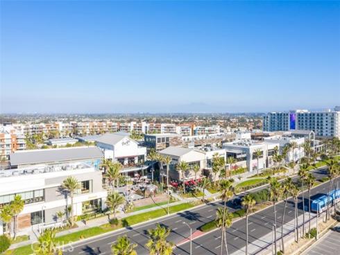 200  Pacific coast  M50  Highway, Huntington Beach, CA