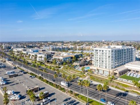 200 Pacific coast M50 Highway, Huntington Beach, CA