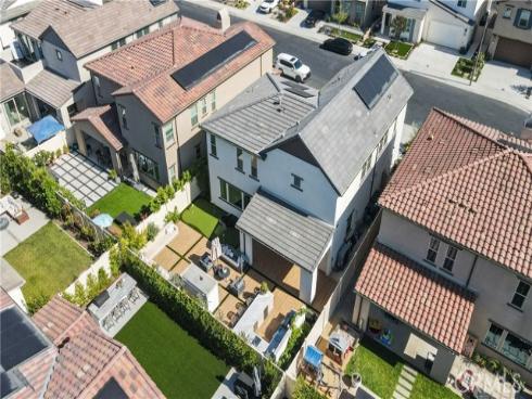 9611 Gisler Drive, Huntington Beach, CA