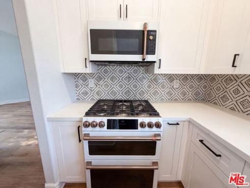 18743 Chapel Lane, Huntington Beach, CA