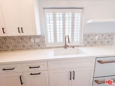 18743 Chapel Lane, Huntington Beach, CA