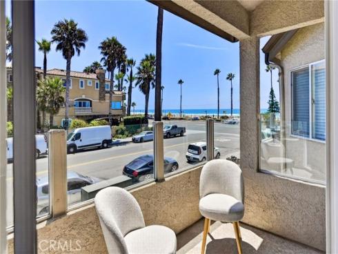 1400 Pacific Coast Hwy 103 , Huntington Beach, CA