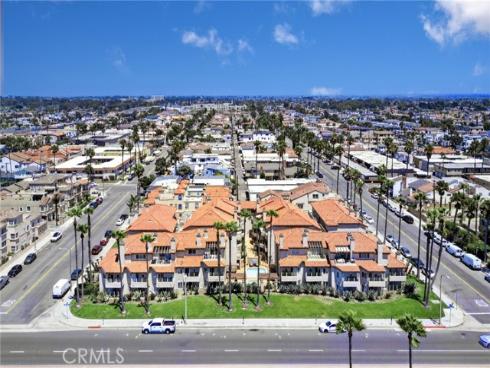 1400 Pacific Coast Hwy 103 , Huntington Beach, CA