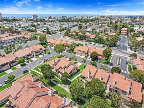 20932 Coastview Lane, Huntington Beach, CA