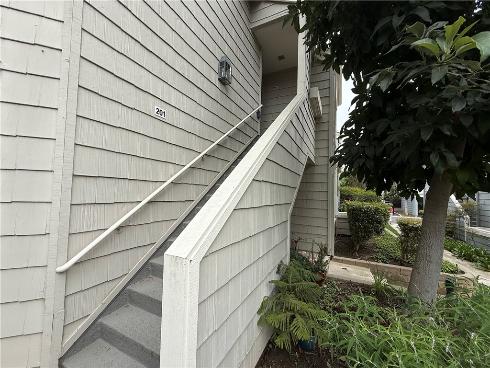 7532 Seaspring 201 , Huntington Beach, CA