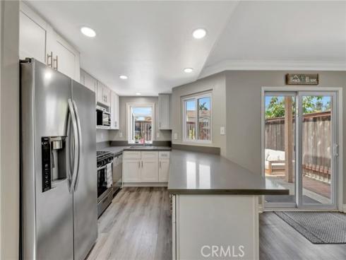 1209 Alabama Street, Huntington Beach, CA