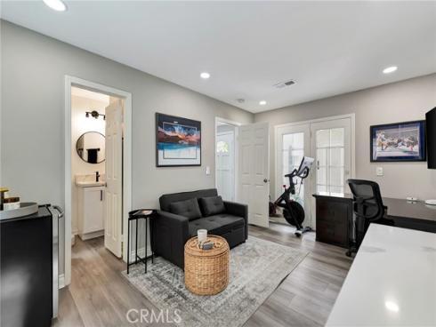 1209 Alabama Street, Huntington Beach, CA