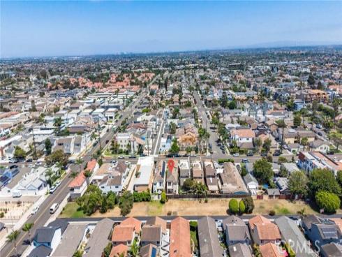 1209 Alabama Street, Huntington Beach, CA