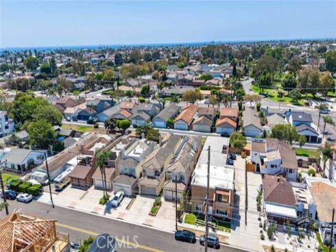 1209 Alabama Street, Huntington Beach, CA