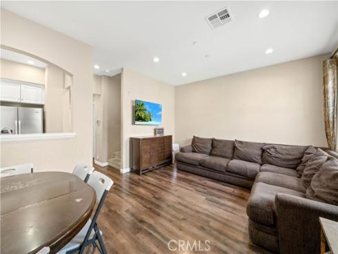 142 Hedge Bloom , Irvine, CA