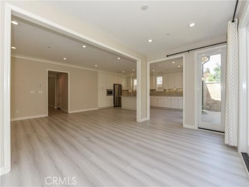 81 Island Coral , Irvine, CA