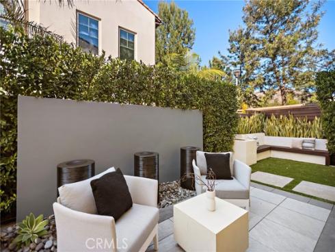 51 Fenway , Irvine, CA