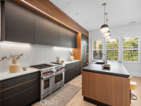 51 Fenway , Irvine, CA