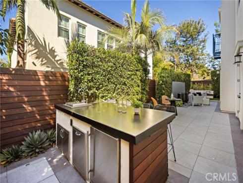 51 Fenway , Irvine, CA