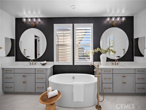 51 Fenway , Irvine, CA