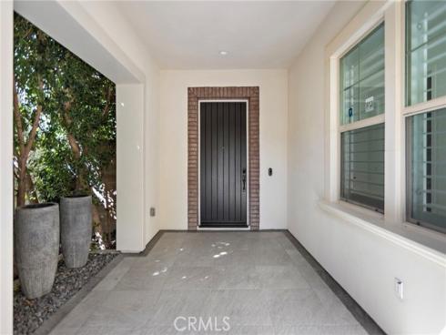 51 Fenway , Irvine, CA