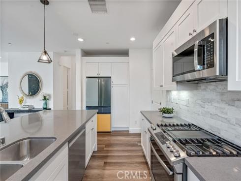 177 Frame , Irvine, CA