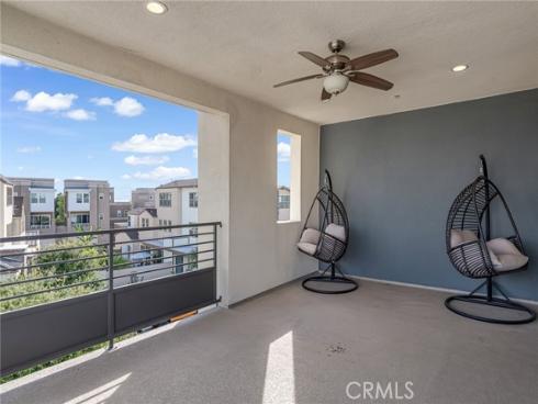 177 Frame , Irvine, CA