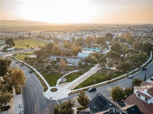 177 Frame , Irvine, CA