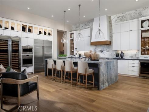 560 Peninsula , Irvine, CA
