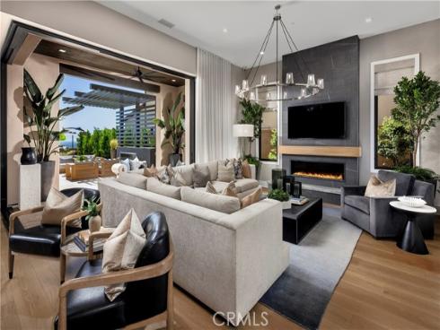 560 Peninsula , Irvine, CA