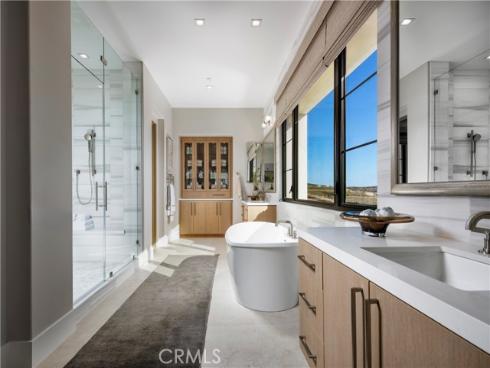 564 Peninsula , Irvine, CA