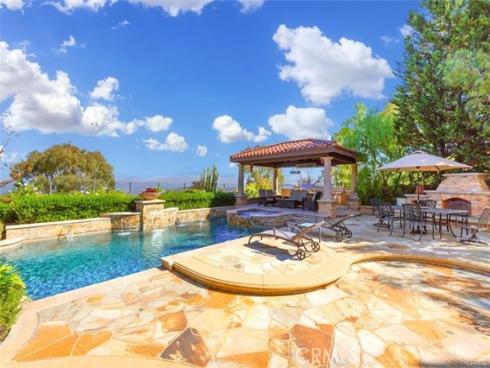 21  Ridgeview  , Irvine, CA