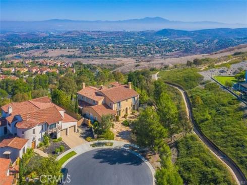 21  Ridgeview  , Irvine, CA