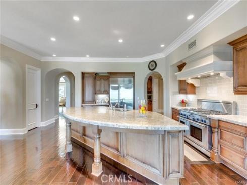 21  Ridgeview  , Irvine, CA