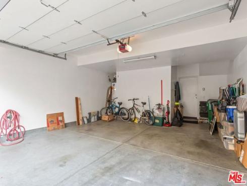 25 Delancy , Irvine, CA