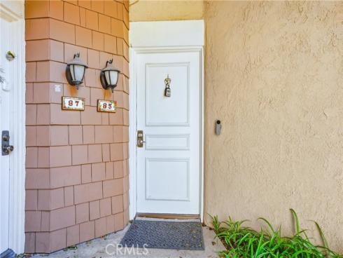 85  Lakepines  , Irvine, CA